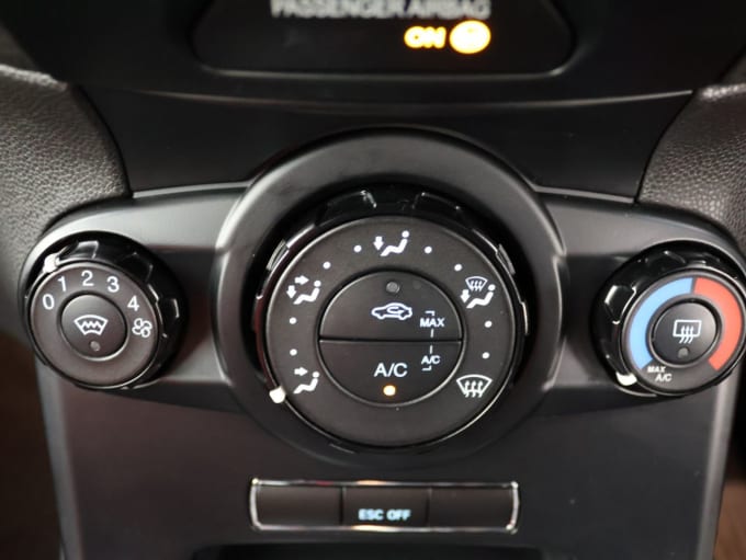 2025 Ford Fiesta