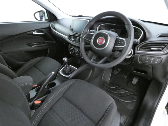 2025 Fiat Tipo