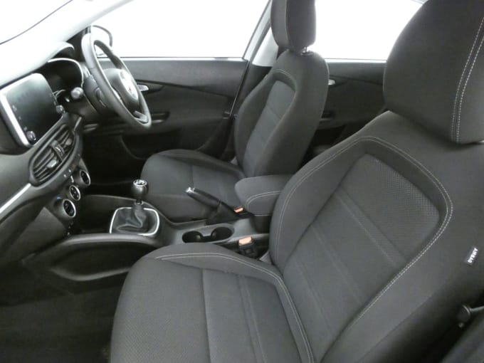 2025 Fiat Tipo