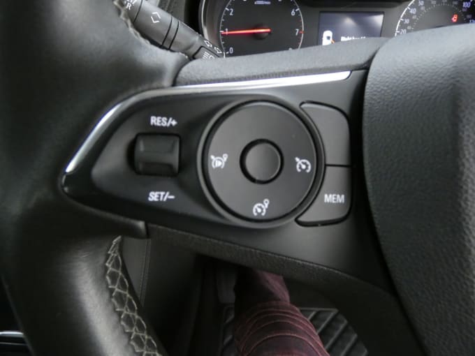 2025 Vauxhall Grandland X