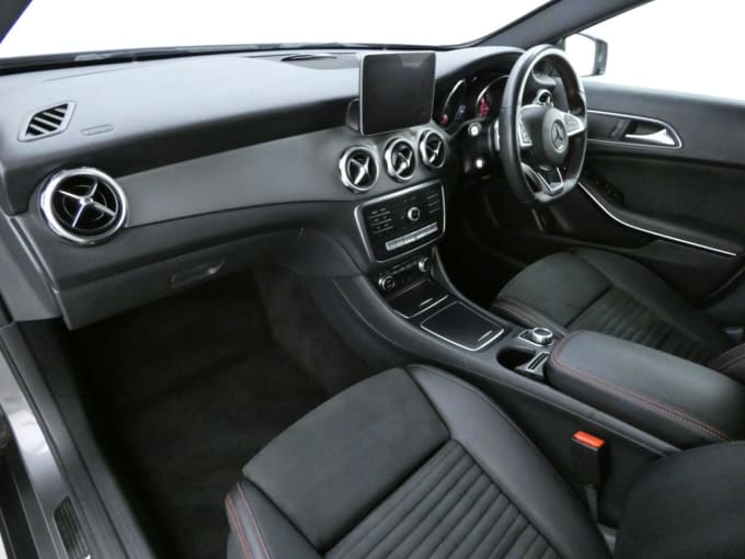 2025 Mercedes-benz Gla Class