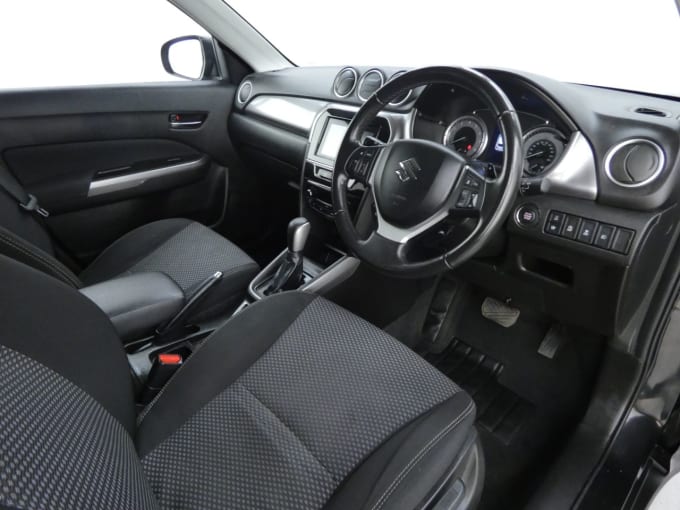 2025 Suzuki Vitara