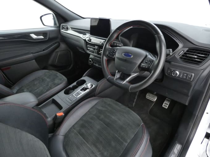 2025 Ford Kuga