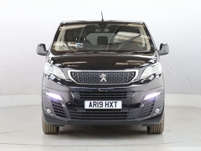 2025 Peugeot Traveller