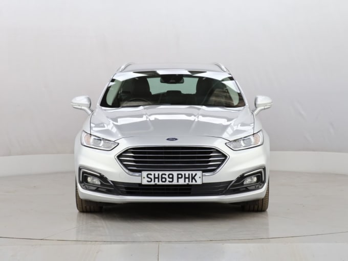 2025 Ford Mondeo