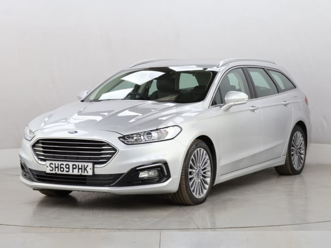 2025 Ford Mondeo