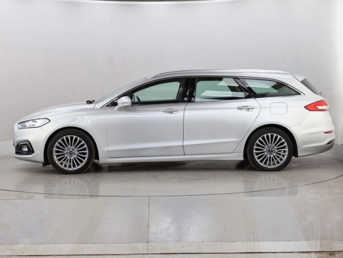 2025 Ford Mondeo