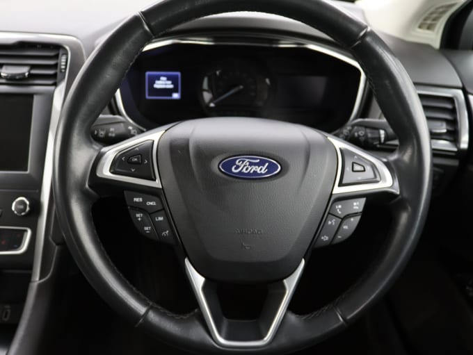 2025 Ford Mondeo