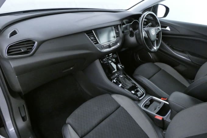 2025 Vauxhall Grandland X