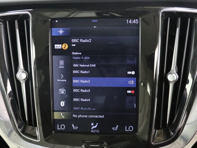 2025 Volvo V60