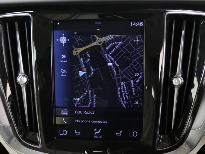 2025 Volvo V60