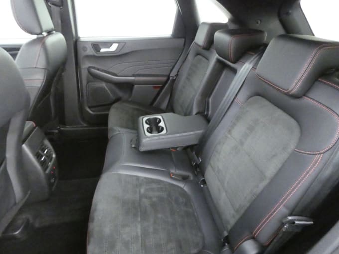 2025 Ford Kuga