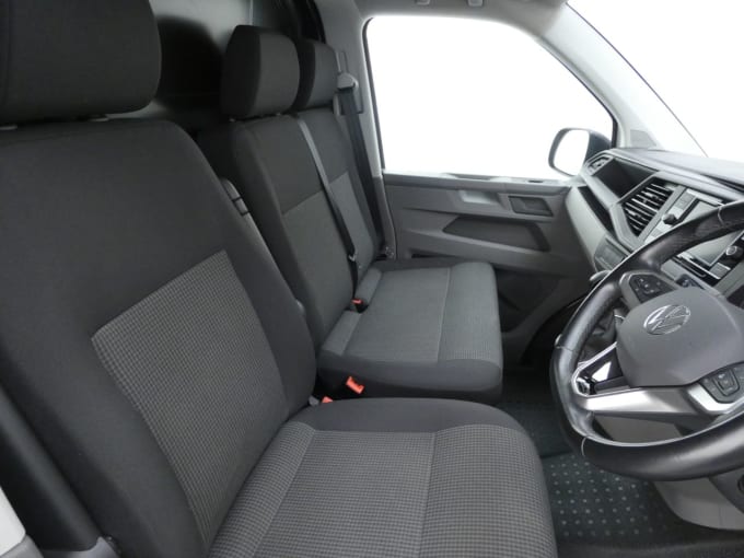 2025 Volkswagen E-transporter