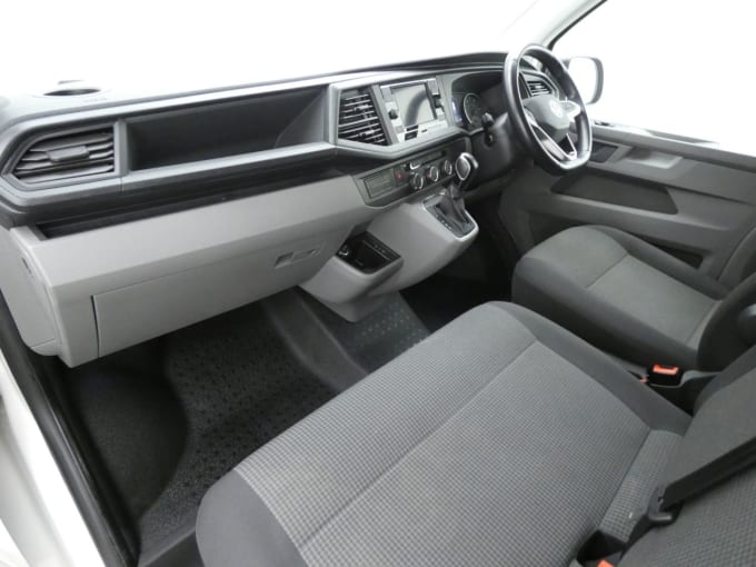 2025 Volkswagen E-transporter
