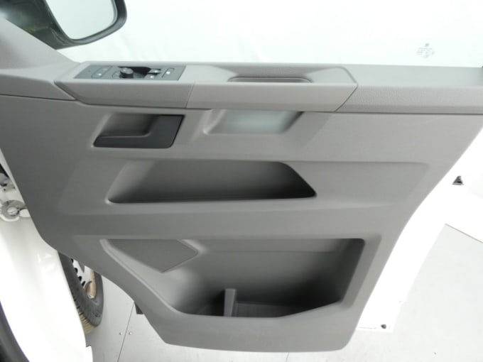 2025 Volkswagen E-transporter