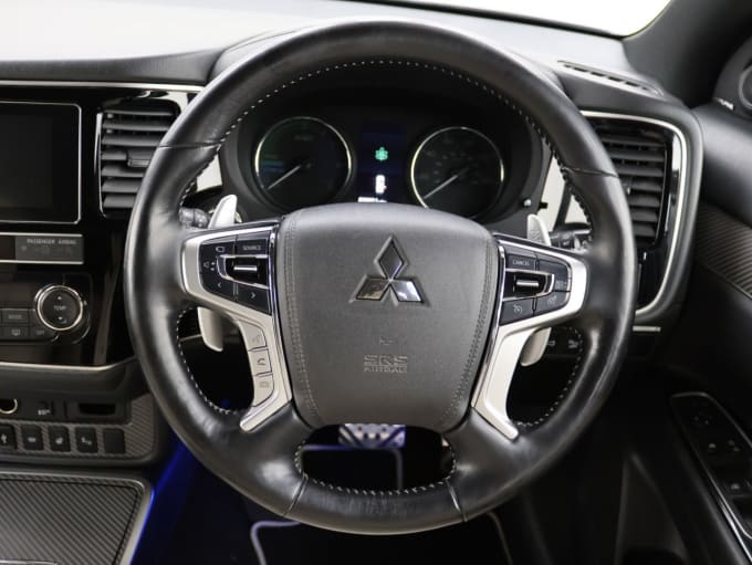 2025 Mitsubishi Outlander
