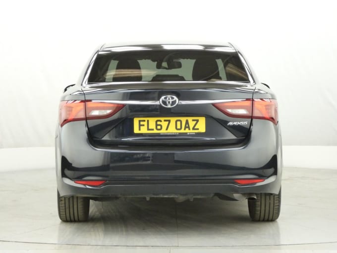 2025 Toyota Avensis