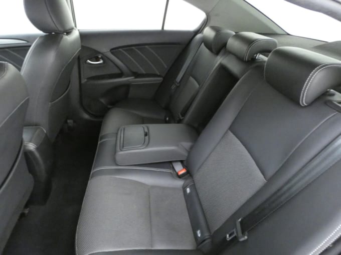 2025 Toyota Avensis
