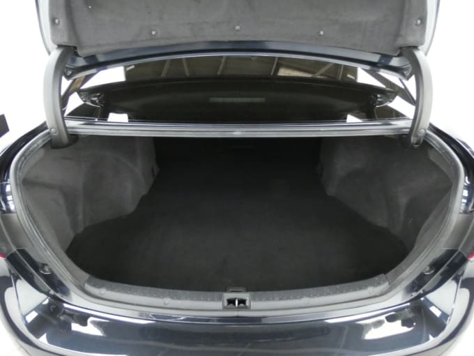 2025 Toyota Avensis