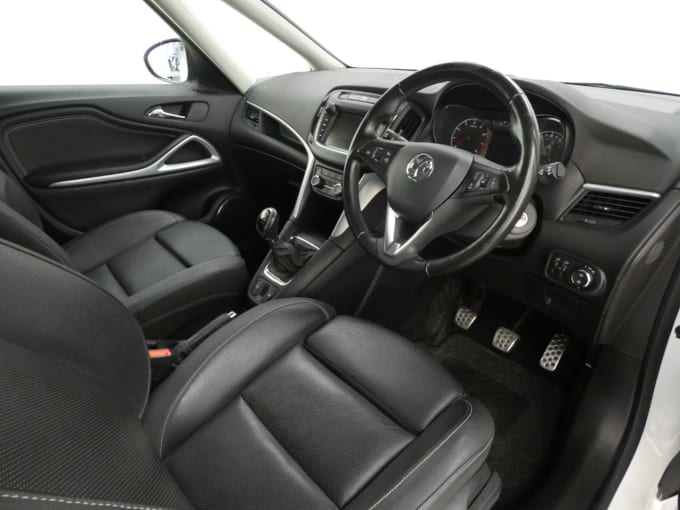 2025 Vauxhall Zafira Tourer