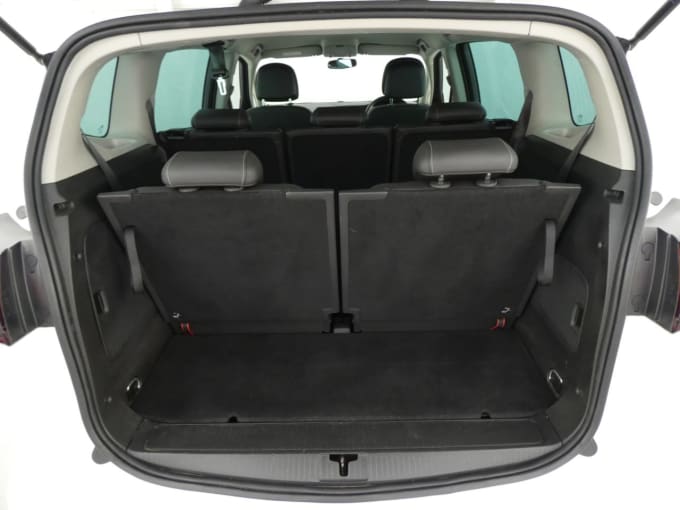 2025 Vauxhall Zafira Tourer