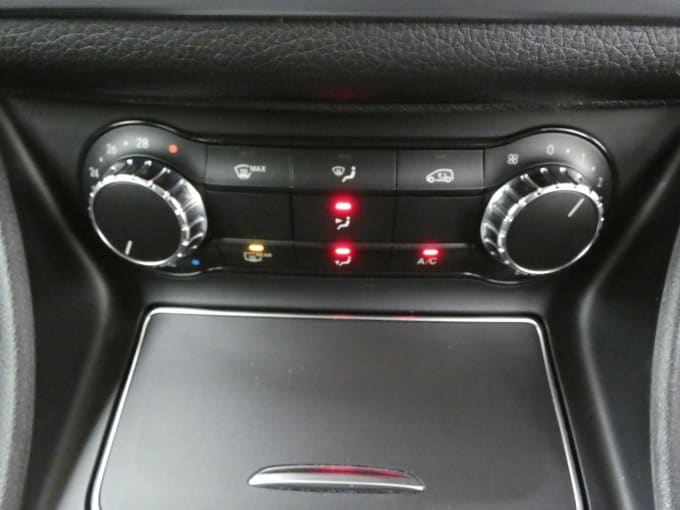 2025 Mercedes-benz Gla Class