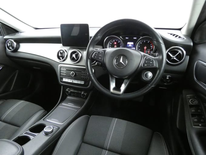 2025 Mercedes-benz Gla Class