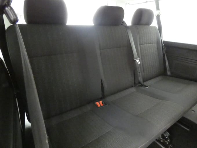 2025 Volkswagen Transporter Shuttle