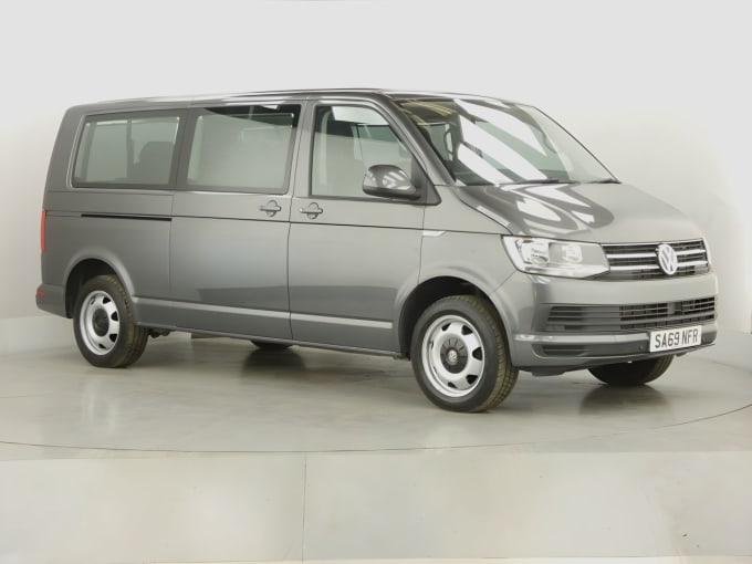 2025 Volkswagen Transporter Shuttle