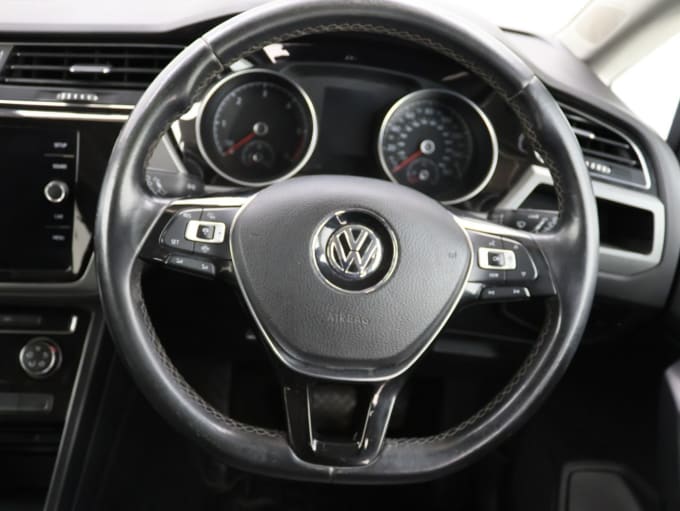 2025 Volkswagen Touran