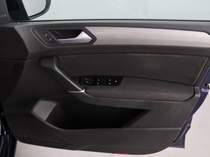 2025 Volkswagen Touran
