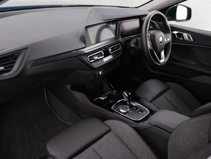 2025 BMW 1 Series
