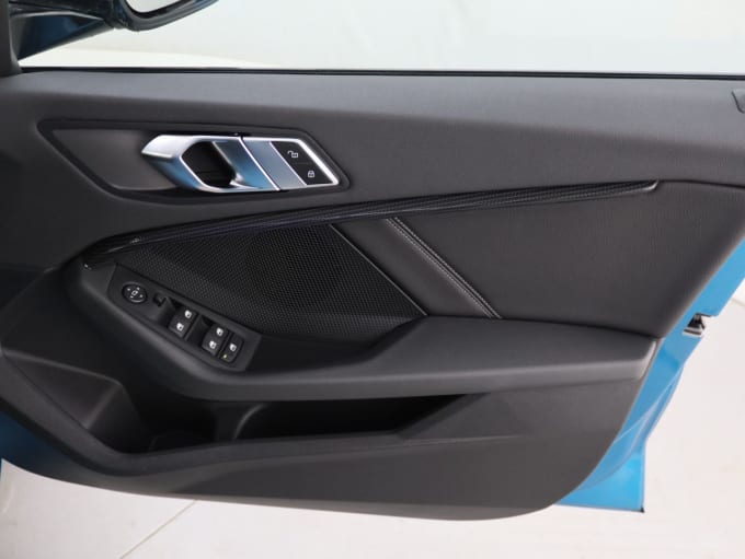 2025 BMW 1 Series