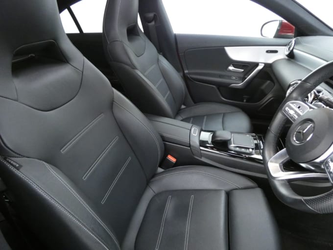 2025 Mercedes-benz Cla