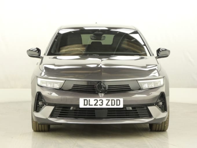 2025 Vauxhall Astra