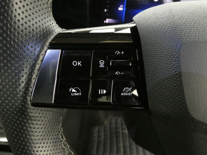 2025 Vauxhall Astra