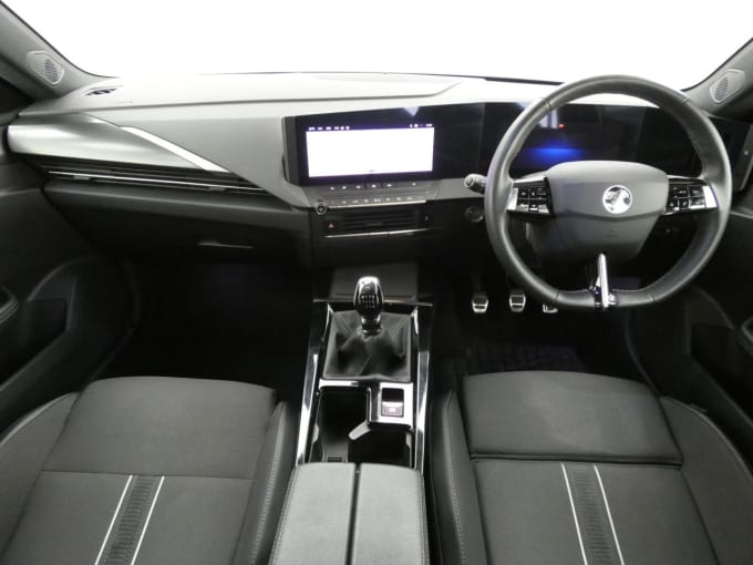 2025 Vauxhall Astra