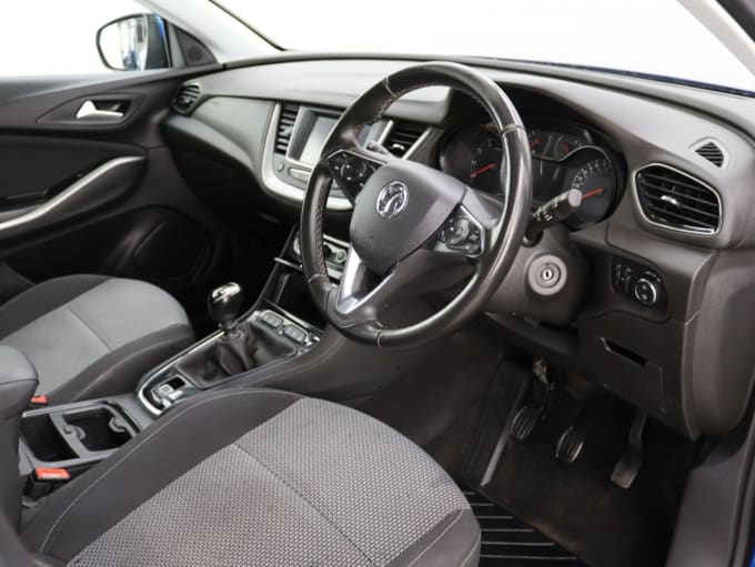 2025 Vauxhall Grandland X