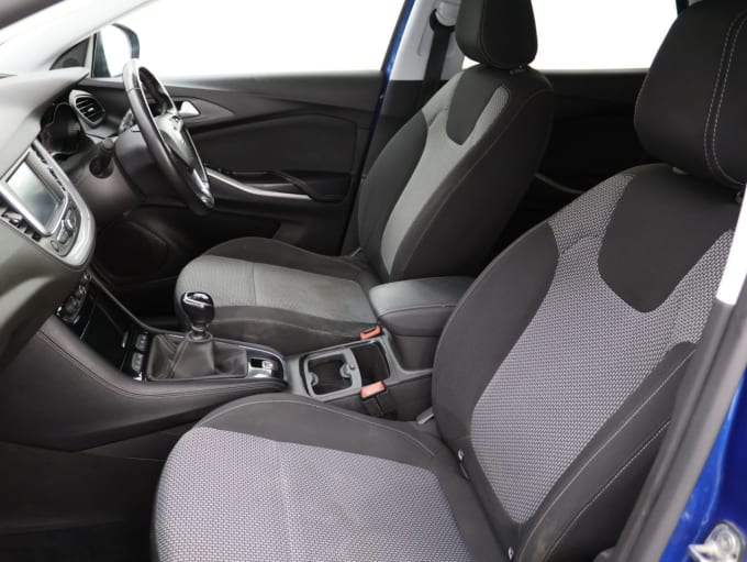 2025 Vauxhall Grandland X