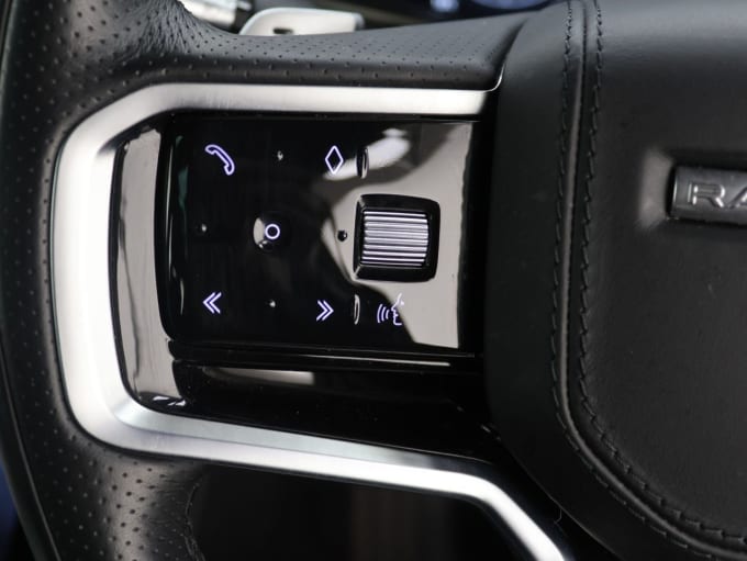 2025 Land Rover Range Rover Evoque