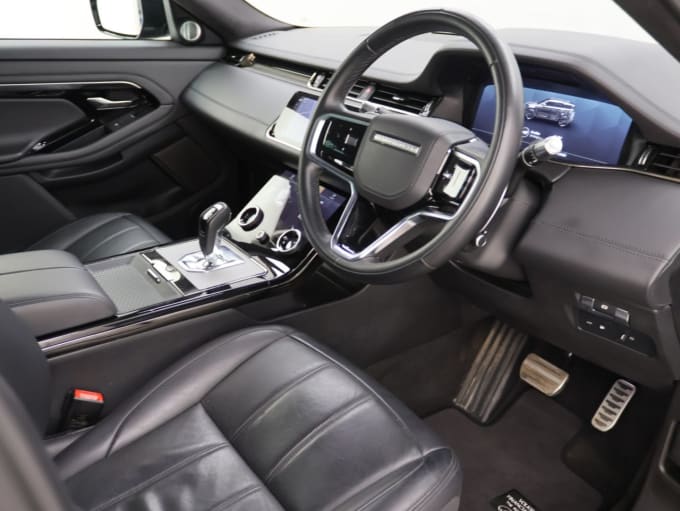 2025 Land Rover Range Rover Evoque