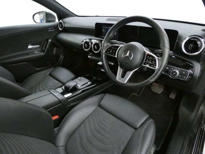 2025 Mercedes-benz A-class