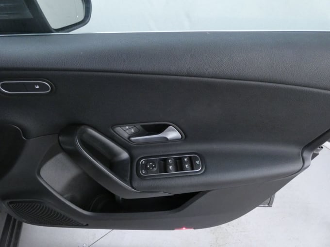 2025 Mercedes-benz A-class