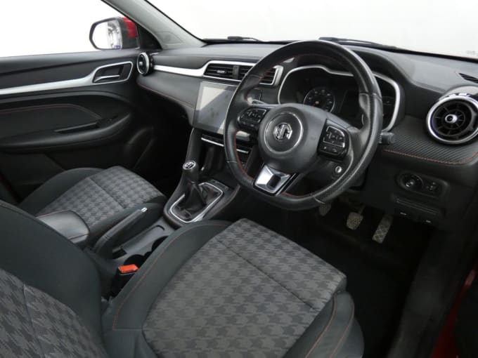 2025 Mg Mg Zs