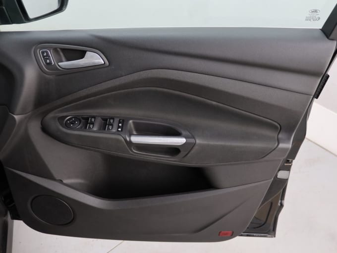 2025 Ford Grand C-max