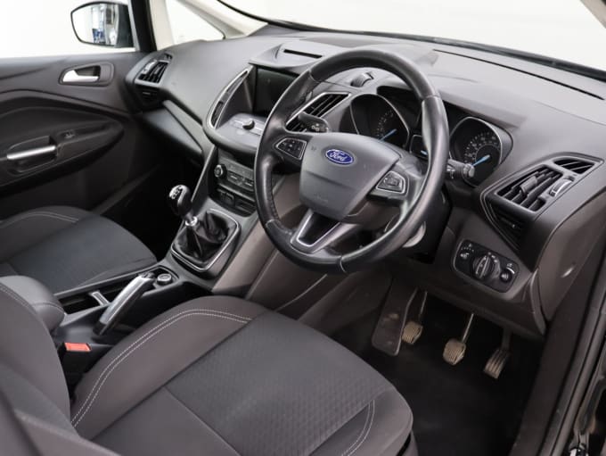 2025 Ford Grand C-max