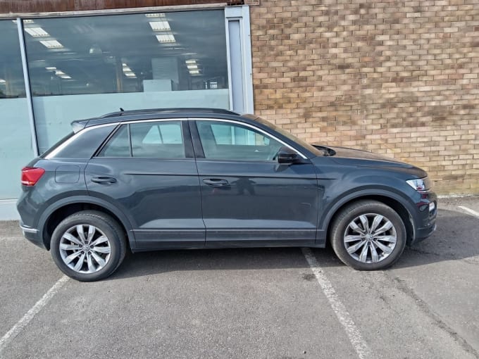 2025 Volkswagen T-roc