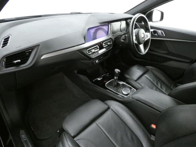 2025 BMW 1 Series
