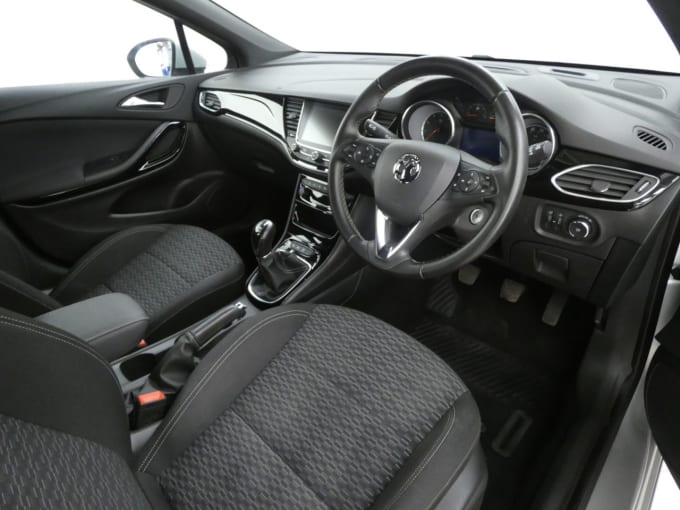 2025 Vauxhall Astra
