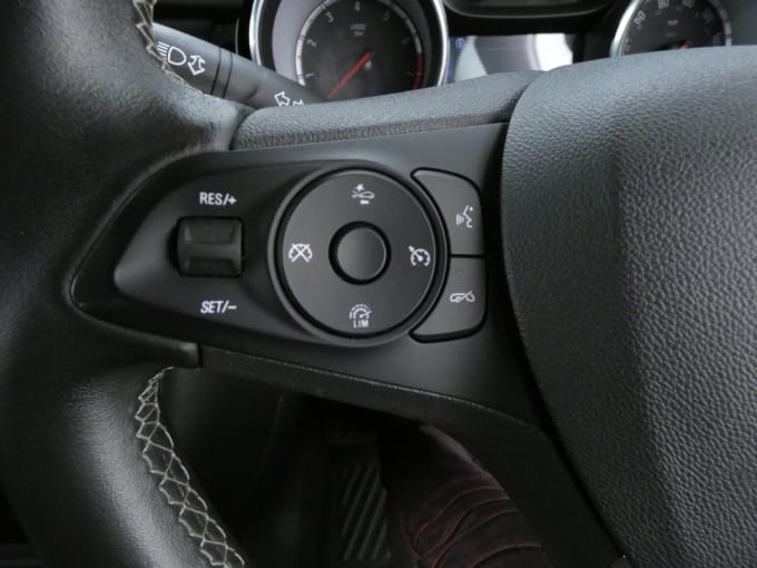 2025 Vauxhall Astra